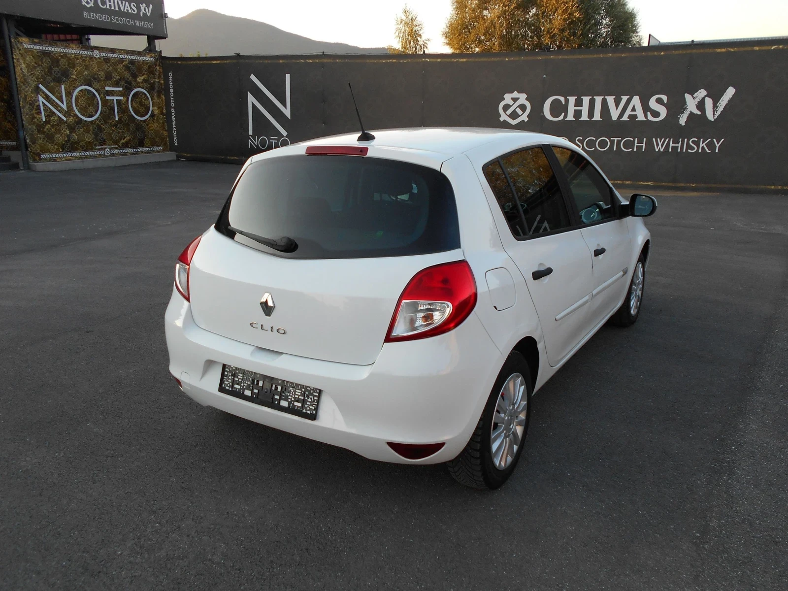 Renault Clio 1.2i ГАЗ-БЕНЗИН FACE LIFT  - изображение 6