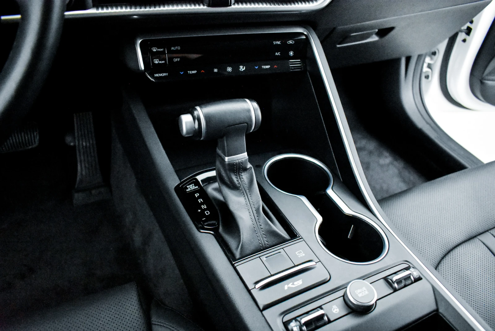 Kia K5 2.0 LPI | Mobile.bg   15