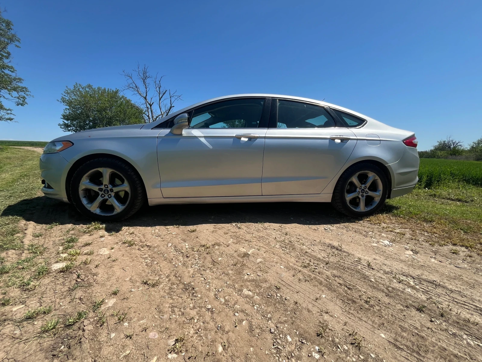 Ford Fusion 2.0 EcoBoost Mondeo - изображение 2