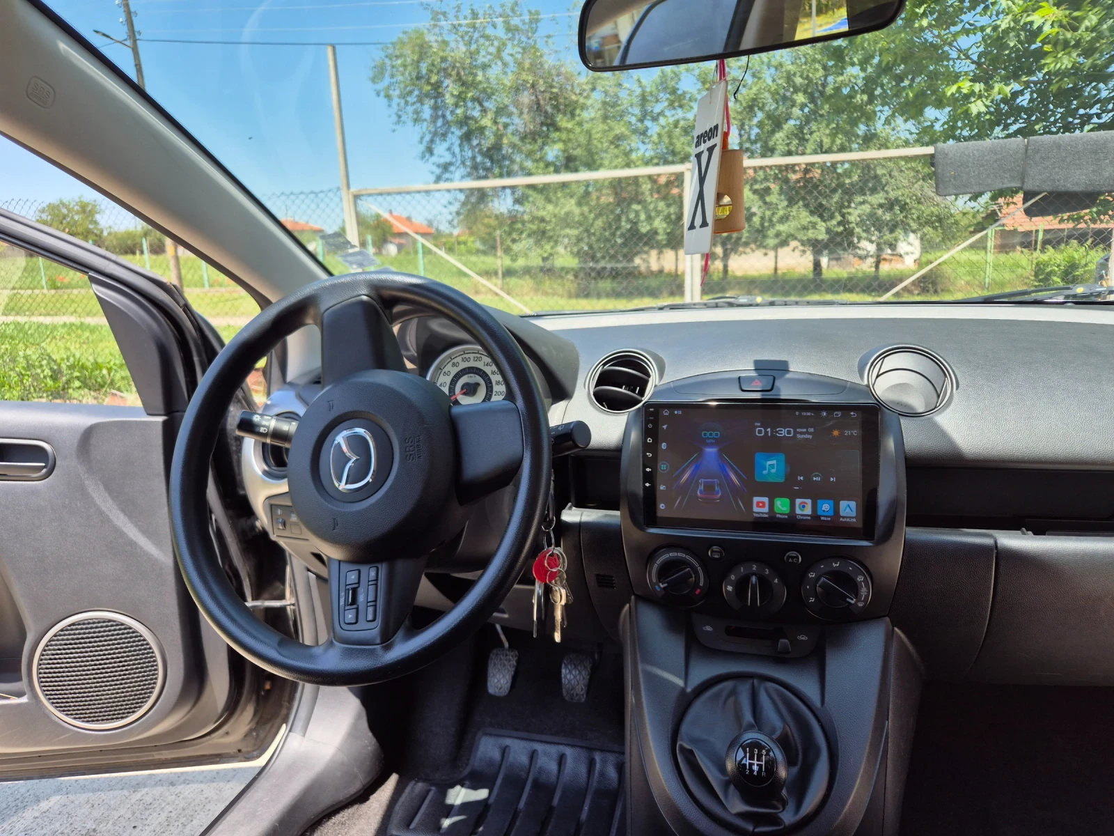 Mazda 2  - изображение 6