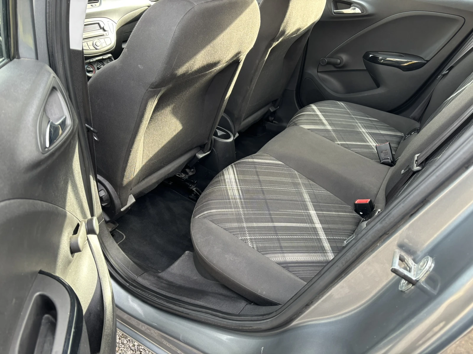 Opel Corsa 1.4 90hp Euro 6 - изображение 8
