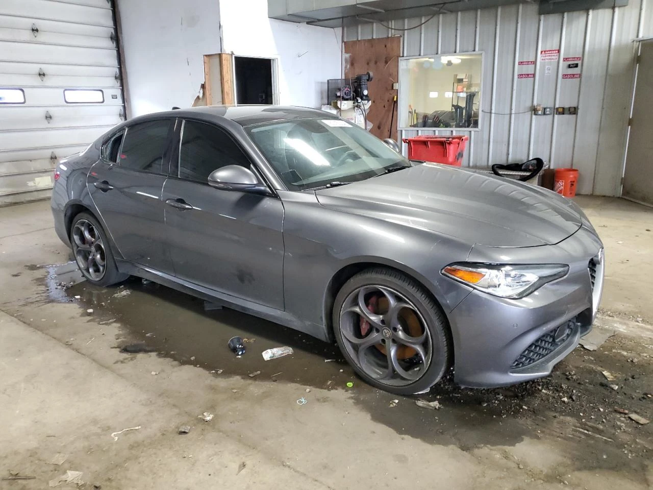 Alfa Romeo Giulia Q4/KEYLESS/ОБДУХВАНЕ/КАМЕРА - изображение 5