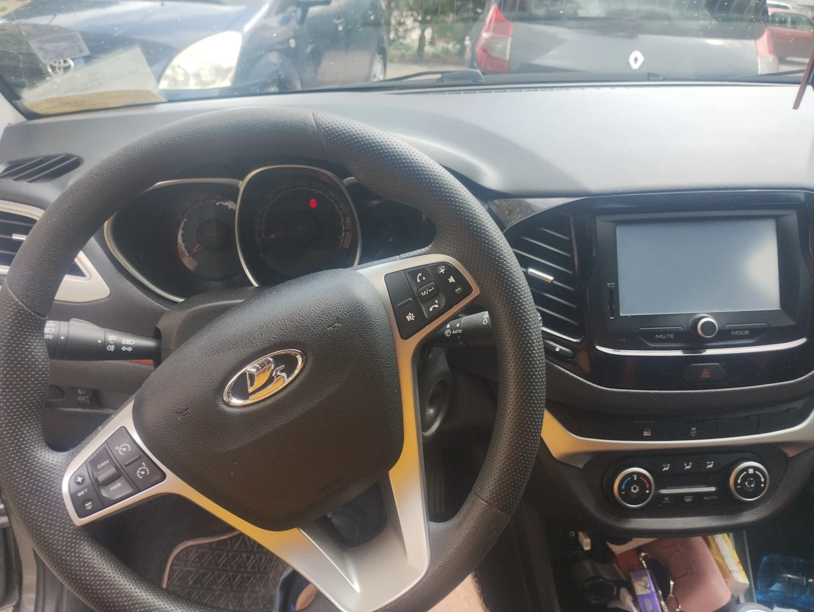 Lada Vesta  - изображение 4