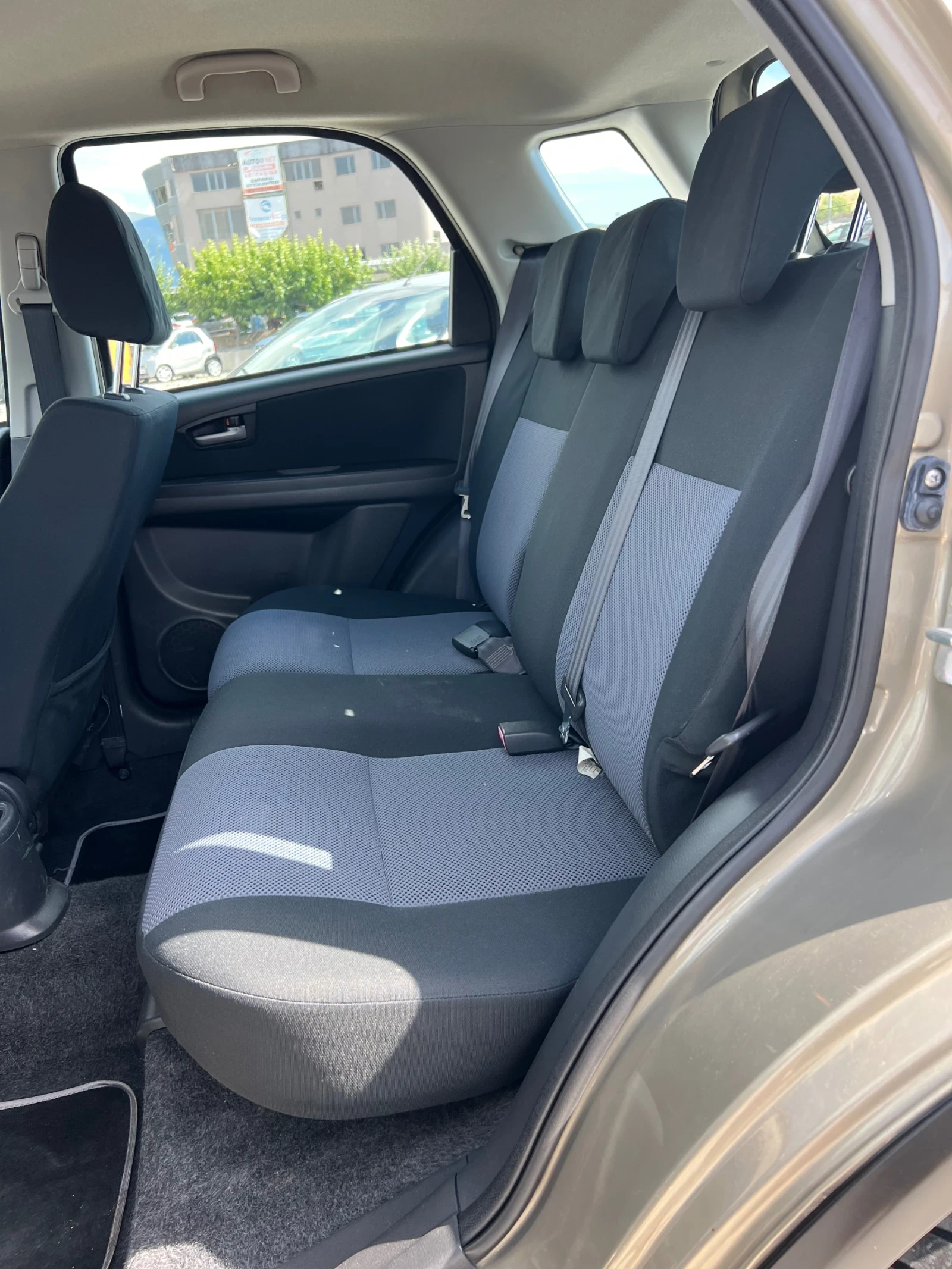 Fiat Sedici 1.6i 4x4 | Mobile.bg — изображение 12