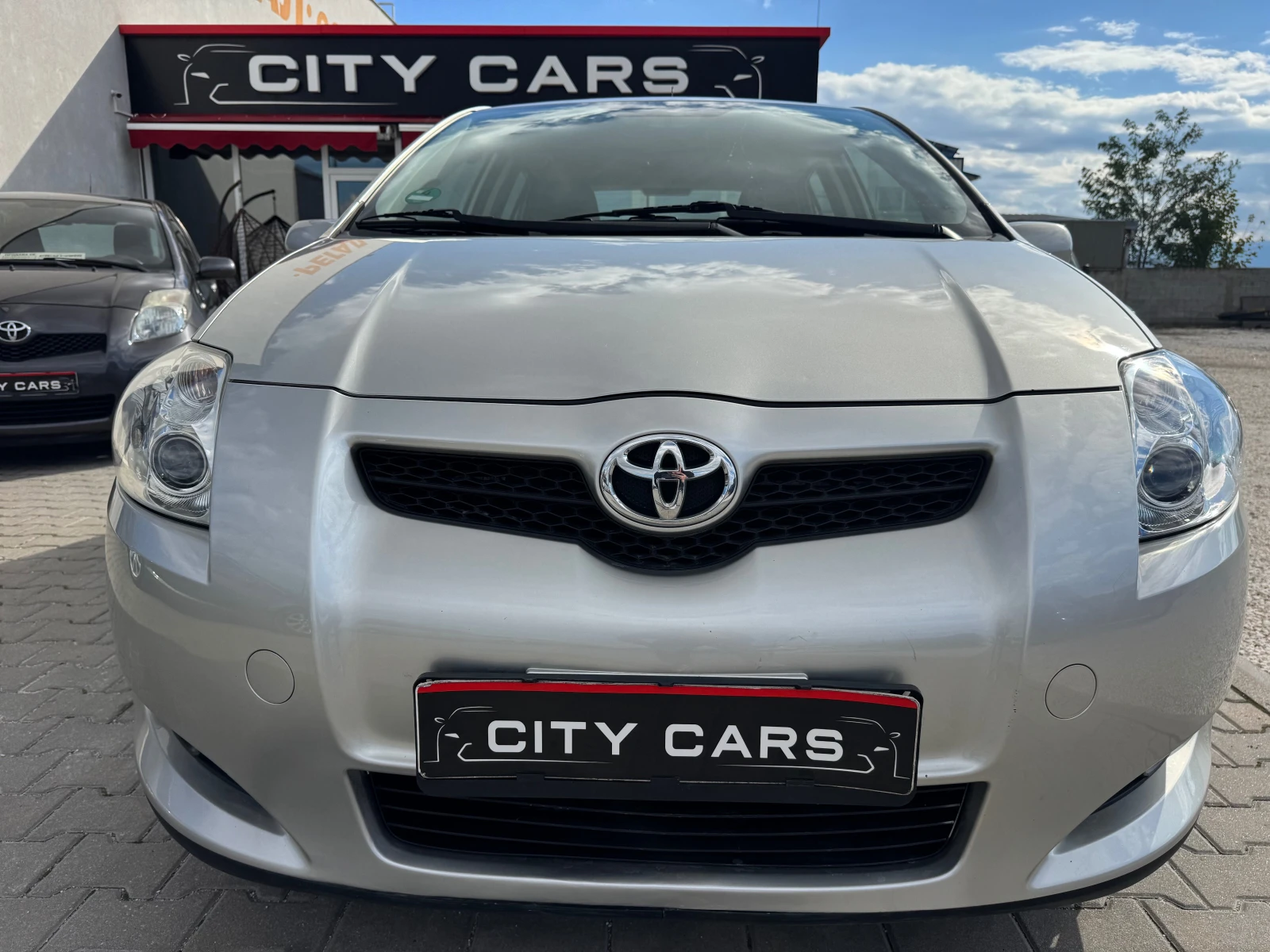 Toyota Auris -1.6-VVT-I - изображение 3