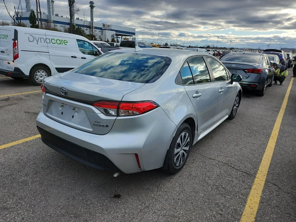 Toyota Corolla * HYBRID LE * CARFAX *  - изображение 3