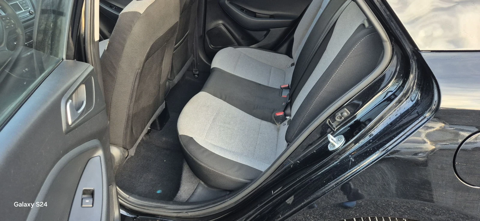 Hyundai I20 1.4 CRDI  Evro 6 | Mobile.bg � ����������� 11