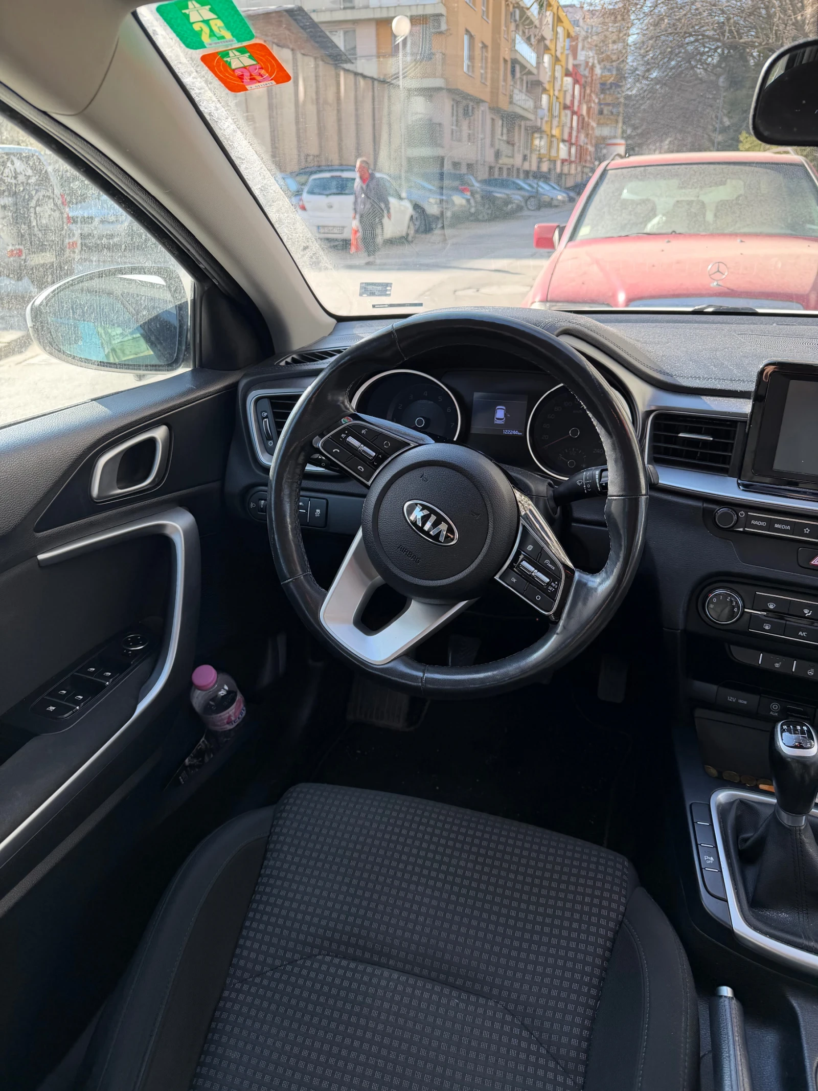 Kia Ceed, снимка 6 - Автомобили и джипове - 53758474