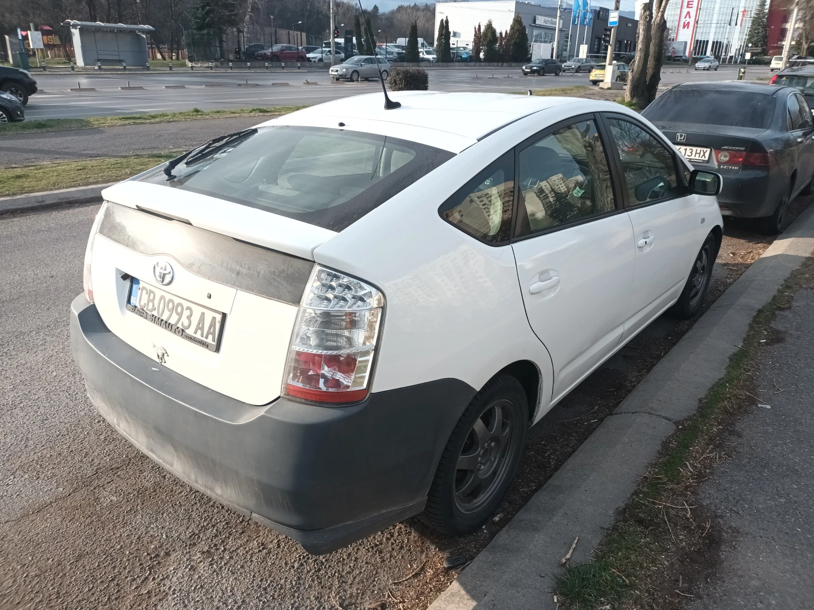 Toyota Prius, снимка 5 - Автомобили и джипове - 53909185