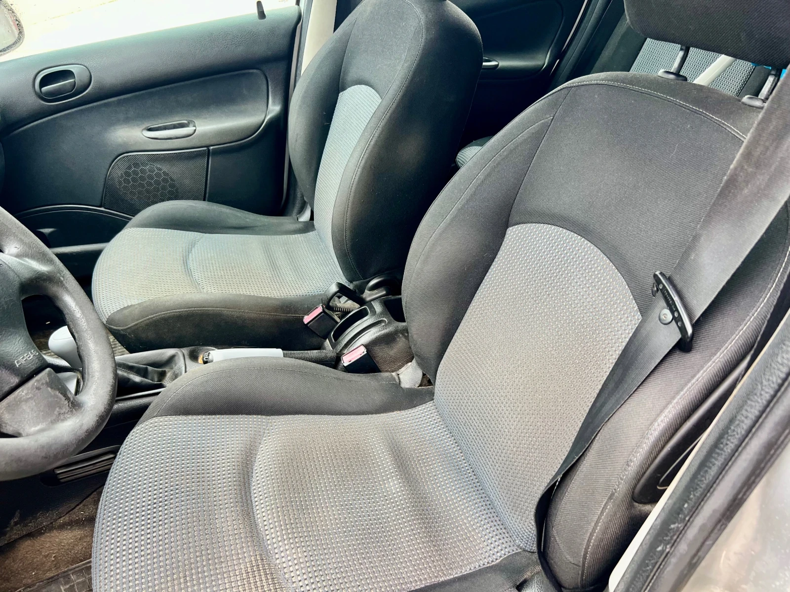 Peugeot 206, снимка 6 - Автомобили и джипове - 53947598