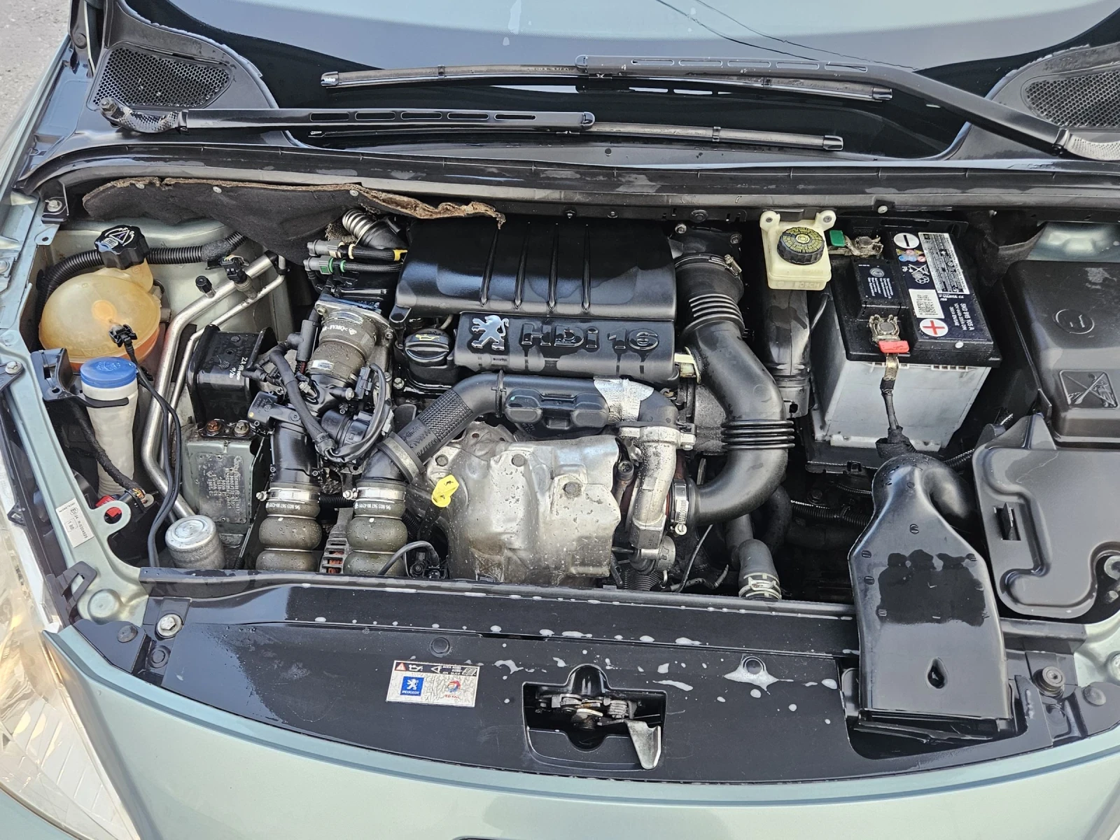 Peugeot 307 1.6 HDI* 90ps* Климатроник* Face-Lift , снимка 11 - Автомобили и джипове - 54055330