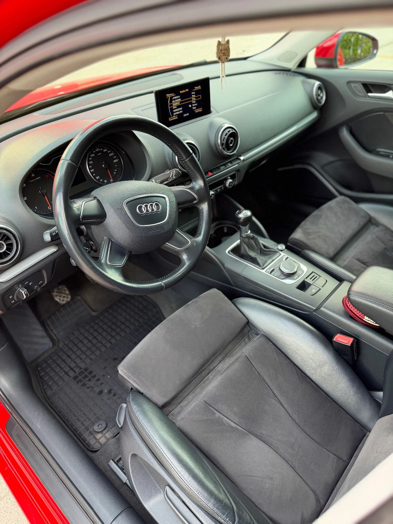 Audi A3 Sportback 2.0 TDI 150 к.с. B&O панорама Carplay, снимка 9 - Автомобили и джипове - 54127314