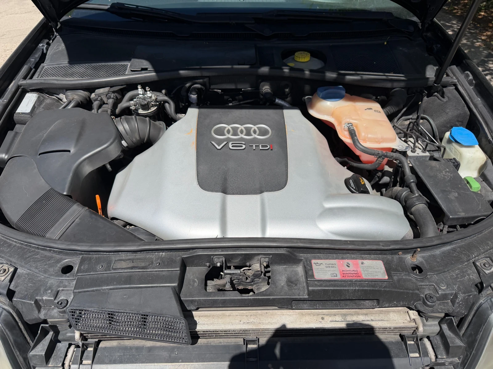Audi A6 Allroad 2.5TDI, снимка 13 - Автомобили и джипове - 54704019