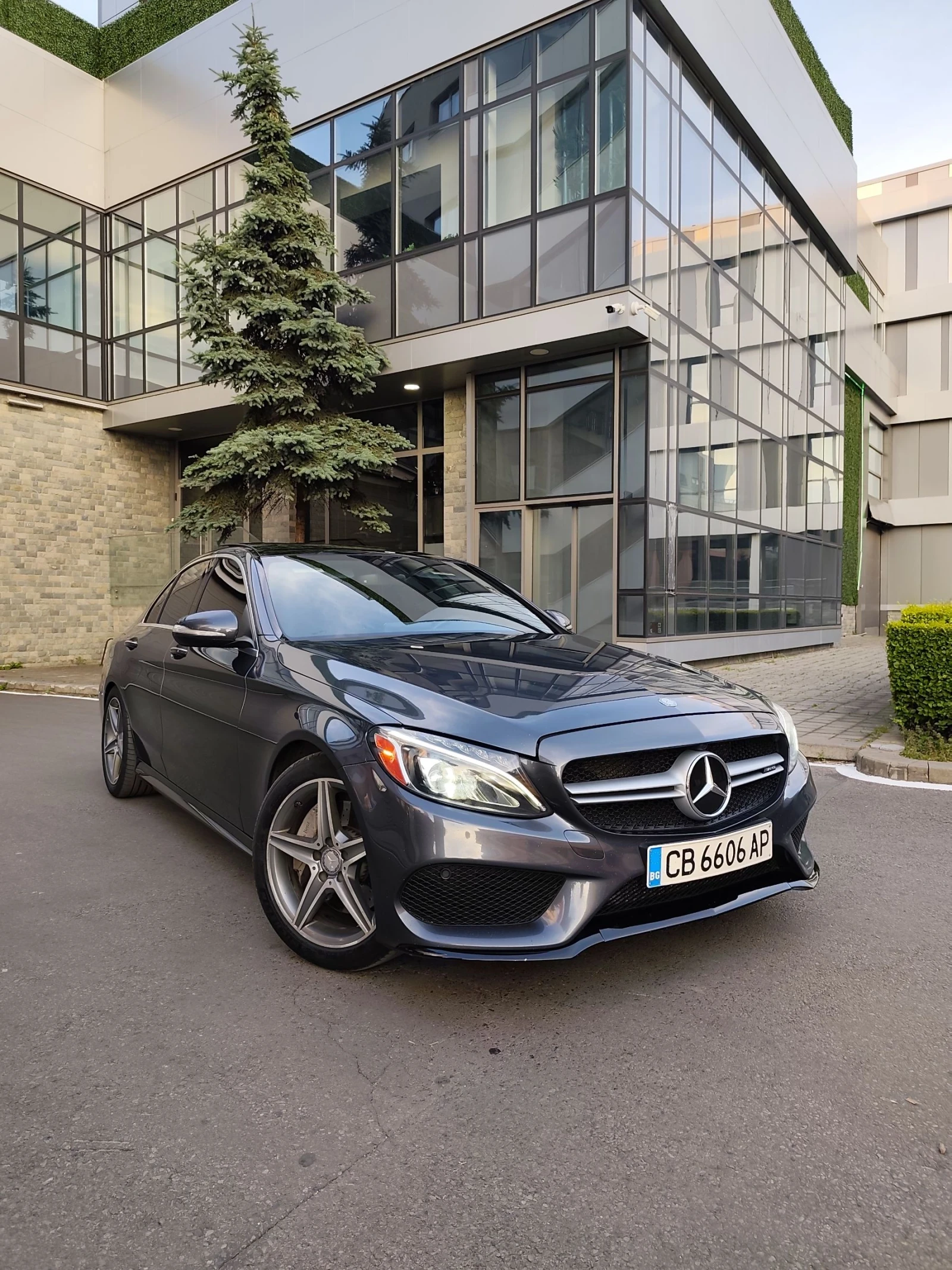 Mercedes-Benz C 300 AMG 4 MATIC BURMESTER PANO NAVI УНИКАТ!!!, снимка 2 - Автомобили и джипове - 54983539
