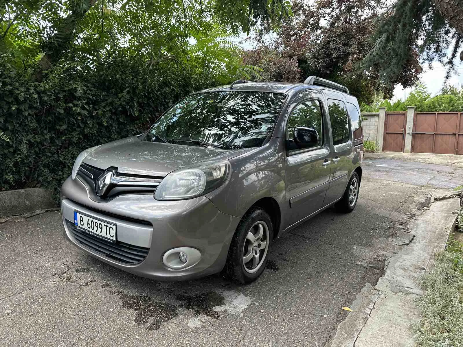Renault Kangoo 1, 2 Turbo, снимка 2 - Автомобили и джипове - 55384876
