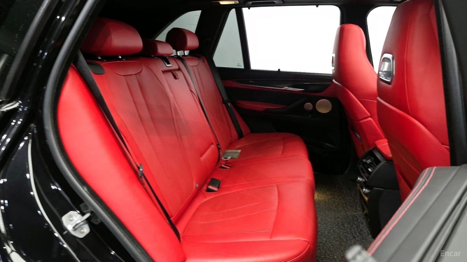 BMW X5M 4.4* КОЖА* ОБДУХВ* НАВИ* ПАНО* HUD, снимка 9 - Автомобили и джипове - 55450963