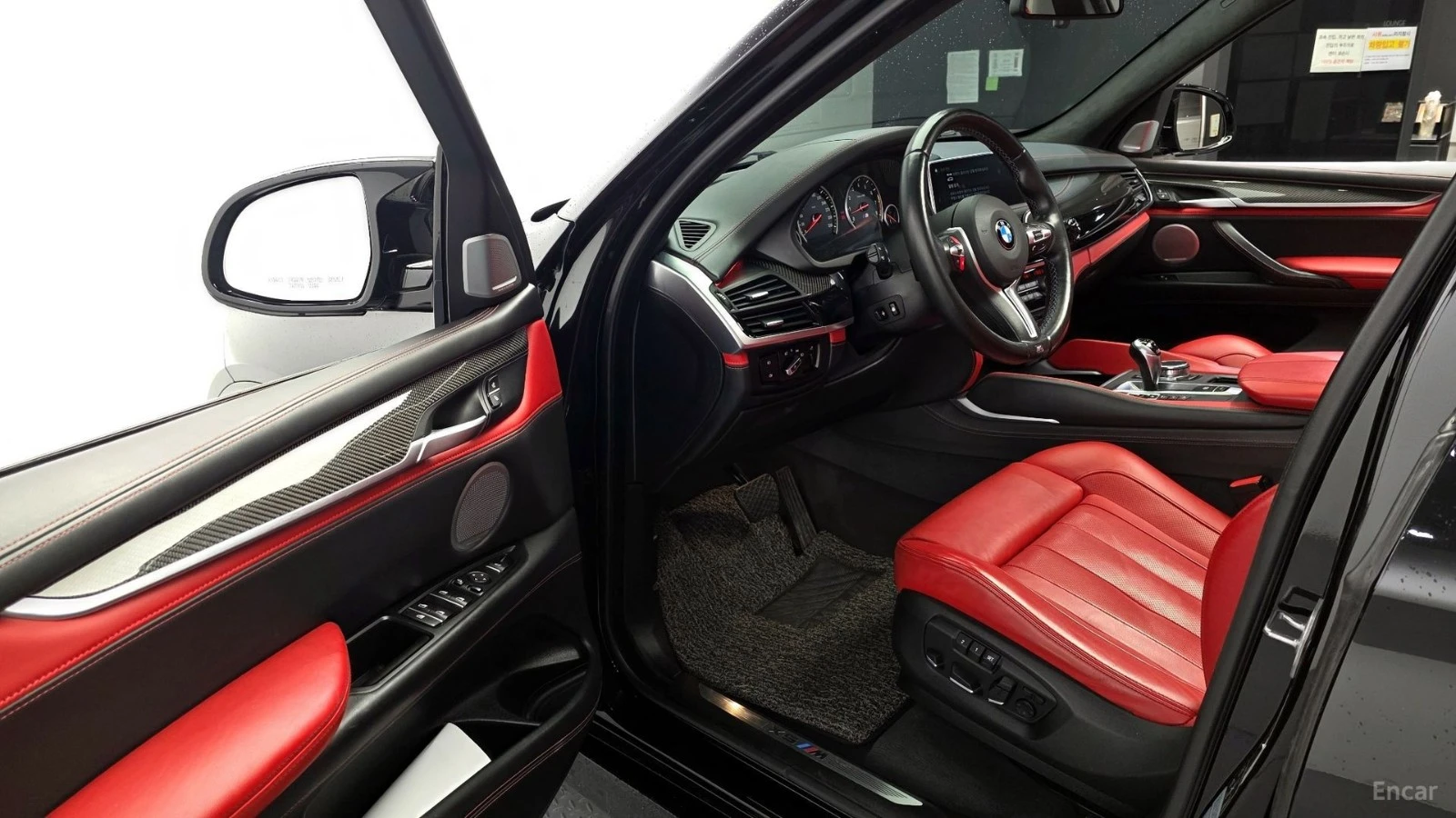BMW X5M 4.4* КОЖА* ОБДУХВ* НАВИ* ПАНО* HUD, снимка 8 - Автомобили и джипове - 55450963