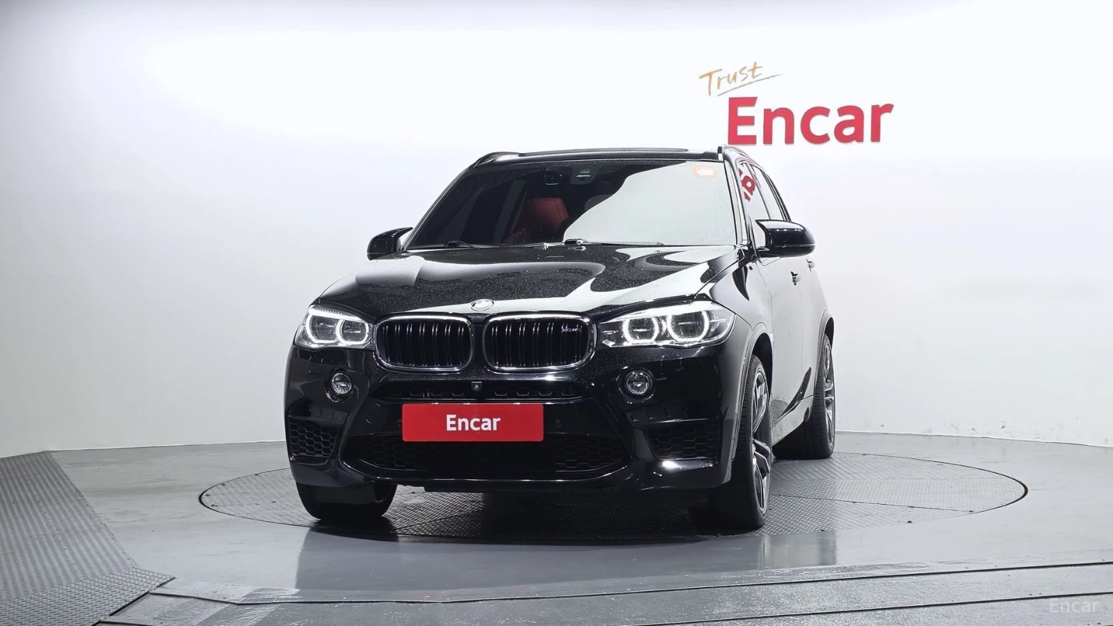 BMW X5M 4.4* КОЖА* ОБДУХВ* НАВИ* ПАНО* HUD, снимка 3 - Автомобили и джипове - 55450963