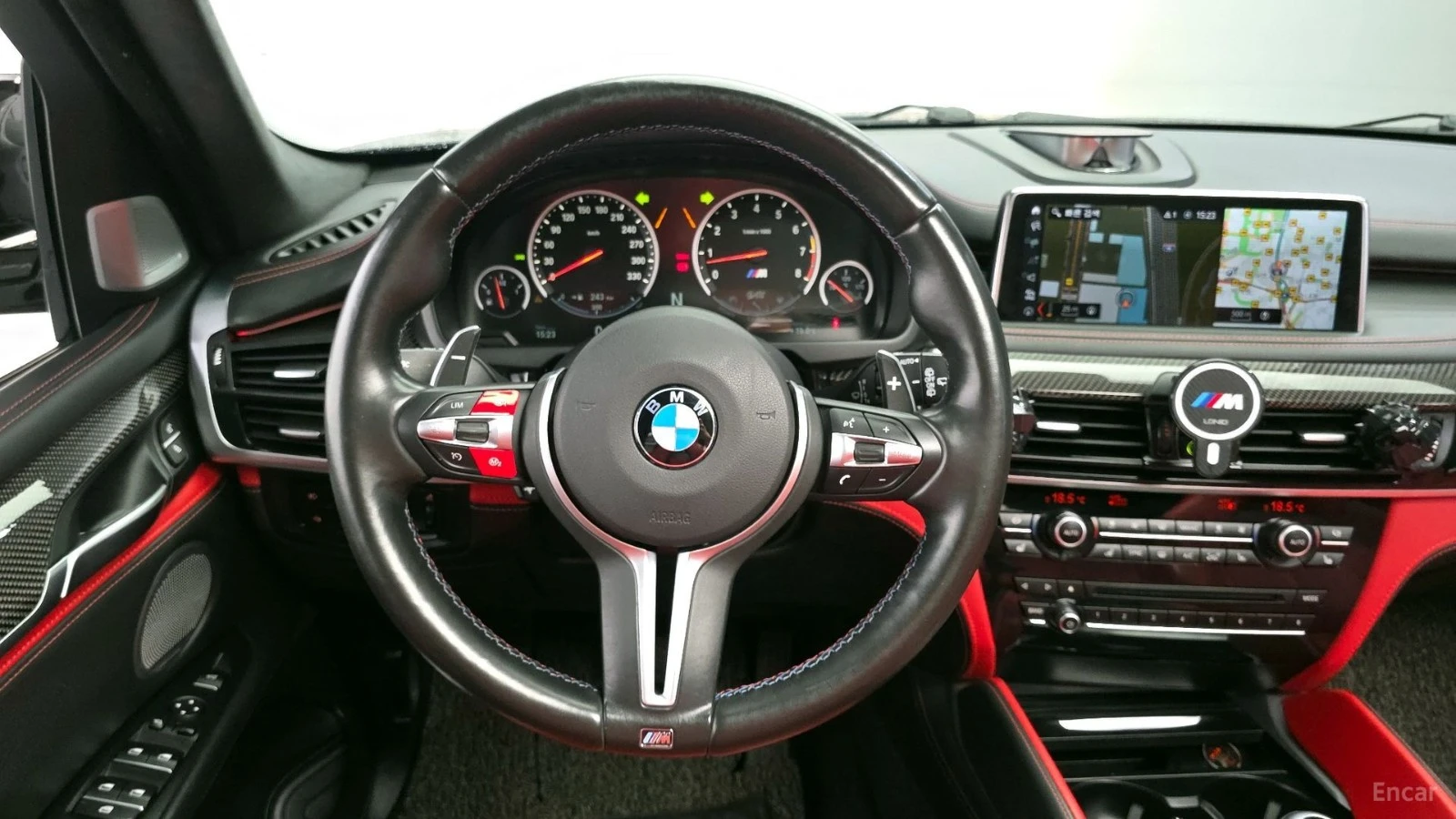 BMW X5M 4.4* КОЖА* ОБДУХВ* НАВИ* ПАНО* HUD, снимка 11 - Автомобили и джипове - 55450963