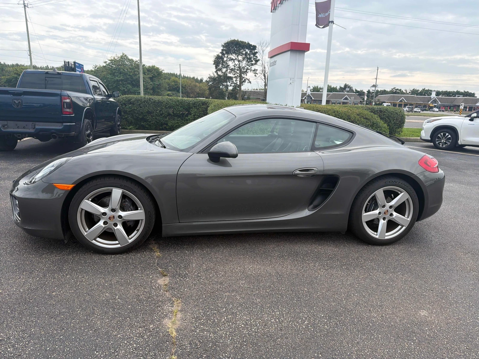 Porsche Cayman * 2dr Cpe * АВТОКРЕДИТ БЕЗ ПЪРВОНАЧАЛНА ВНОСКА* , снимка 2 - Автомобили и джипове - 56126852