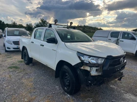 Toyota Hilux 2.4 2 броя, снимка 2