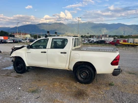 Toyota Hilux 2.4 2 броя, снимка 5