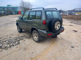 Nissan Terrano 4x4 бензин , снимка 4