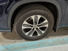 Toyota Highlander XLE* Шибидах* Подгрев* Задна камера*  - 27178 € / 53155.55 лв. - 89389059 5