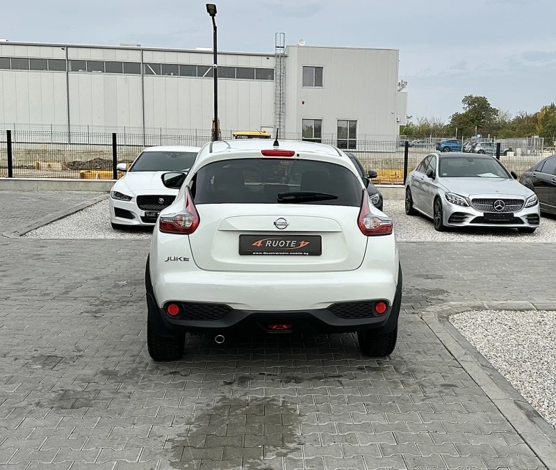 Nissan Juke 1.6i Автоматик * Facelift* , снимка 5 - Автомобили и джипове - 42758939