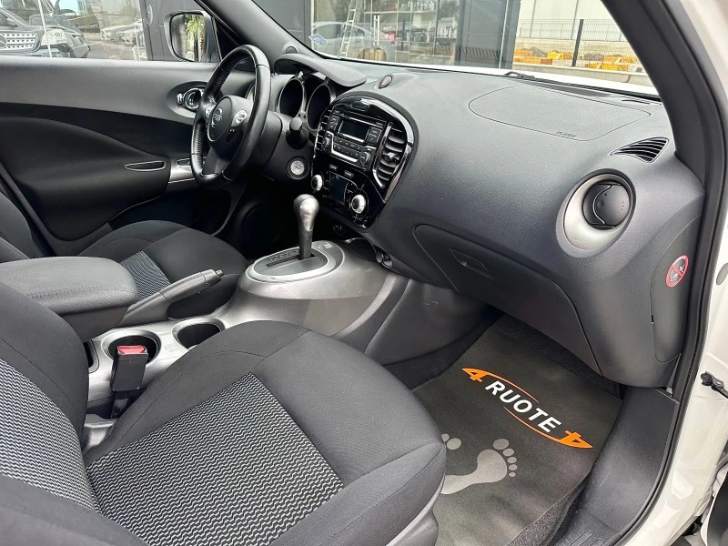 Nissan Juke 1.6i Автоматик * Facelift* , снимка 10 - Автомобили и джипове - 42758939