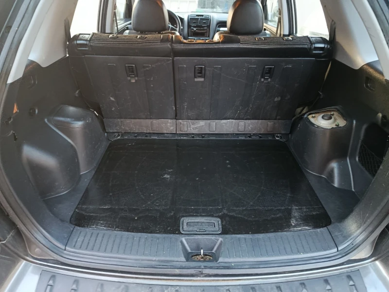 Kia Sportage 2.0 дизел  4х4, снимка 15 - Автомобили и джипове - 52841035