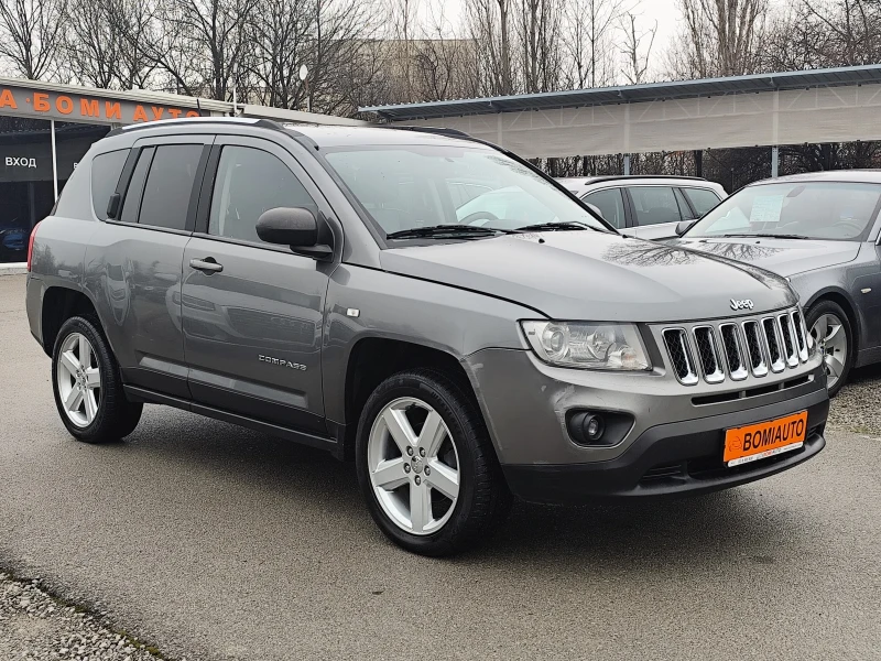 Jeep Compass 2.2CRD* 4X4* КОЖА* EURO5A* KLIMATRONIK* , снимка 3 - Автомобили и джипове - 53291782
