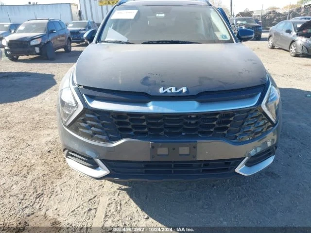 Kia Sportage, снимка 12 - Автомобили и джипове - 48725830