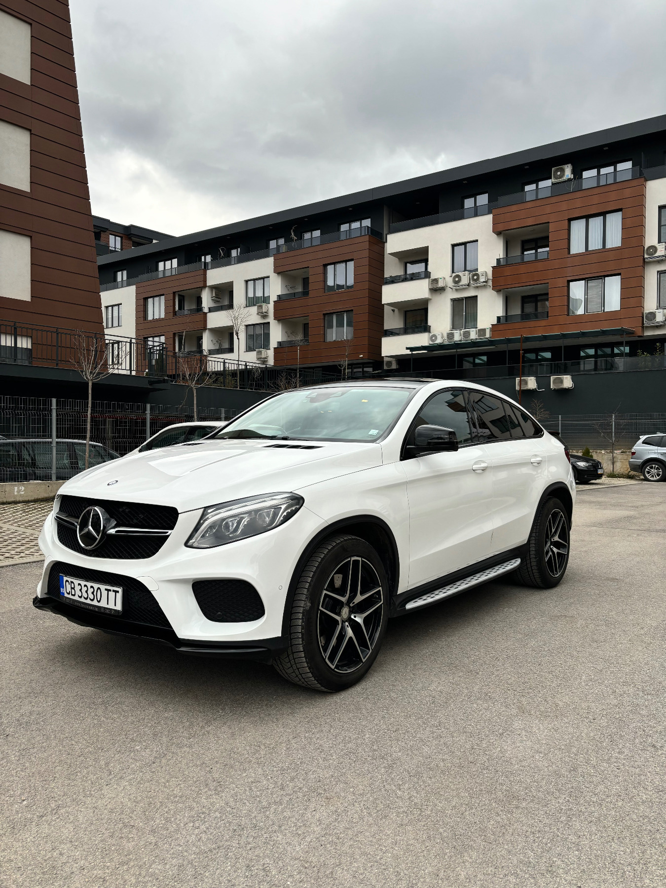 Mercedes-Benz GLE 400 Coupe*AMG LINE*NIGHT PACKAGE - изображение 1