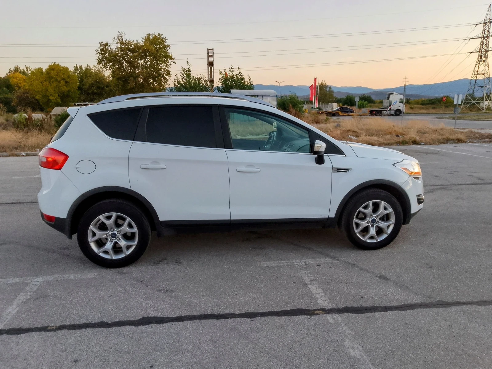 Ford Kuga 2.0.140кс. - изображение 9