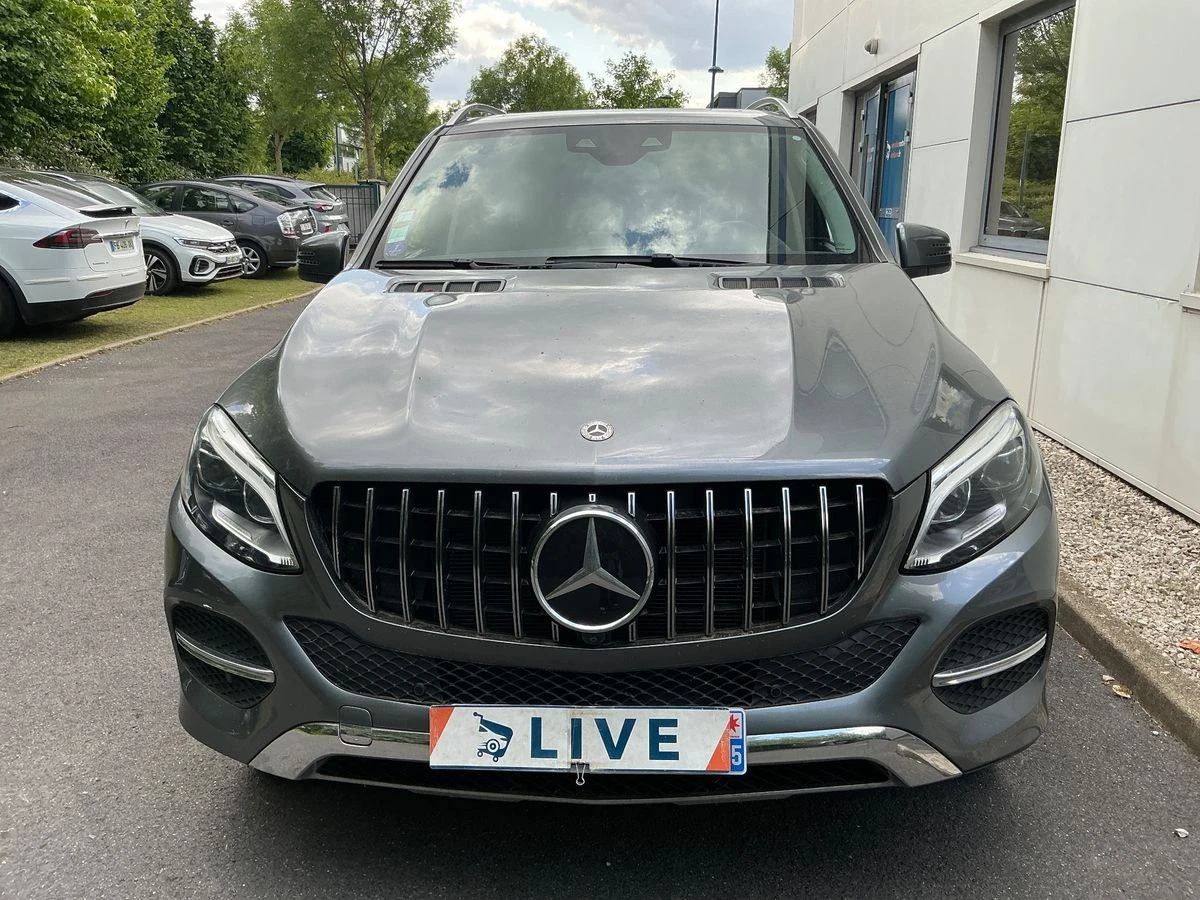 Mercedes-Benz GLE 400* 4Matic* Pano* Кожа* Подгрев* Обдухване*  - изображение 2