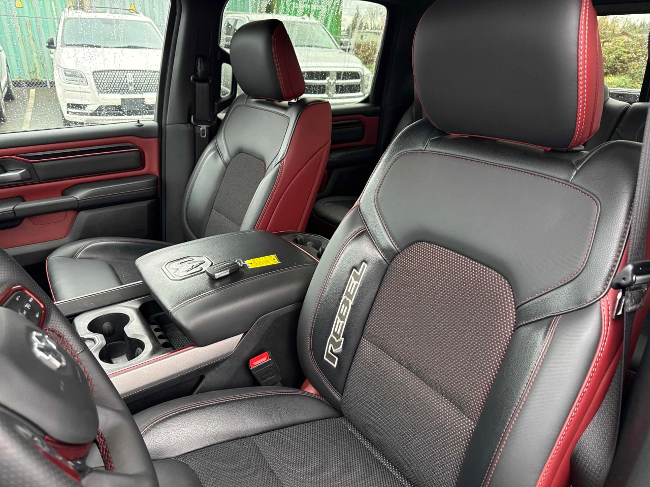 Dodge RAM 1500 CARFAX* АВТОФИНАНСИРАНЕ БЕЗ ПЪРВОНАЧАЛНА ВНОСКА - изображение 10