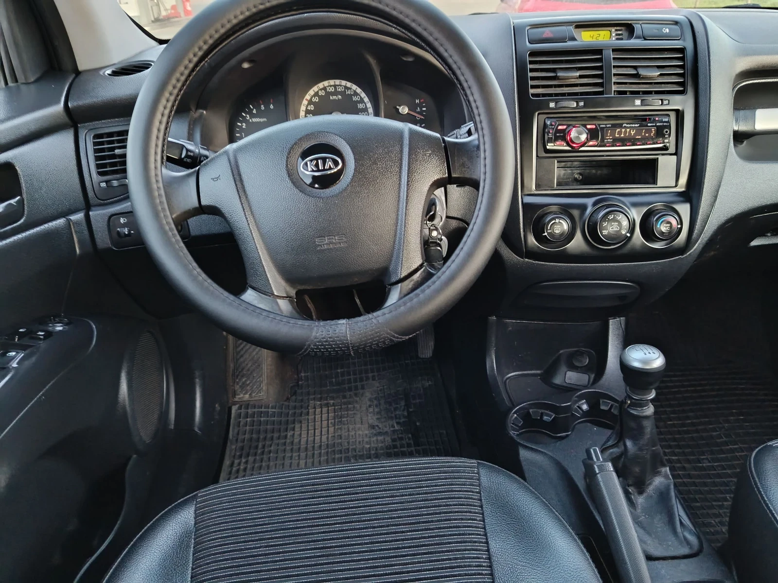 Kia Sportage 2.0 ����� 140�  4�4 | Mobile.bg � ����������� 10