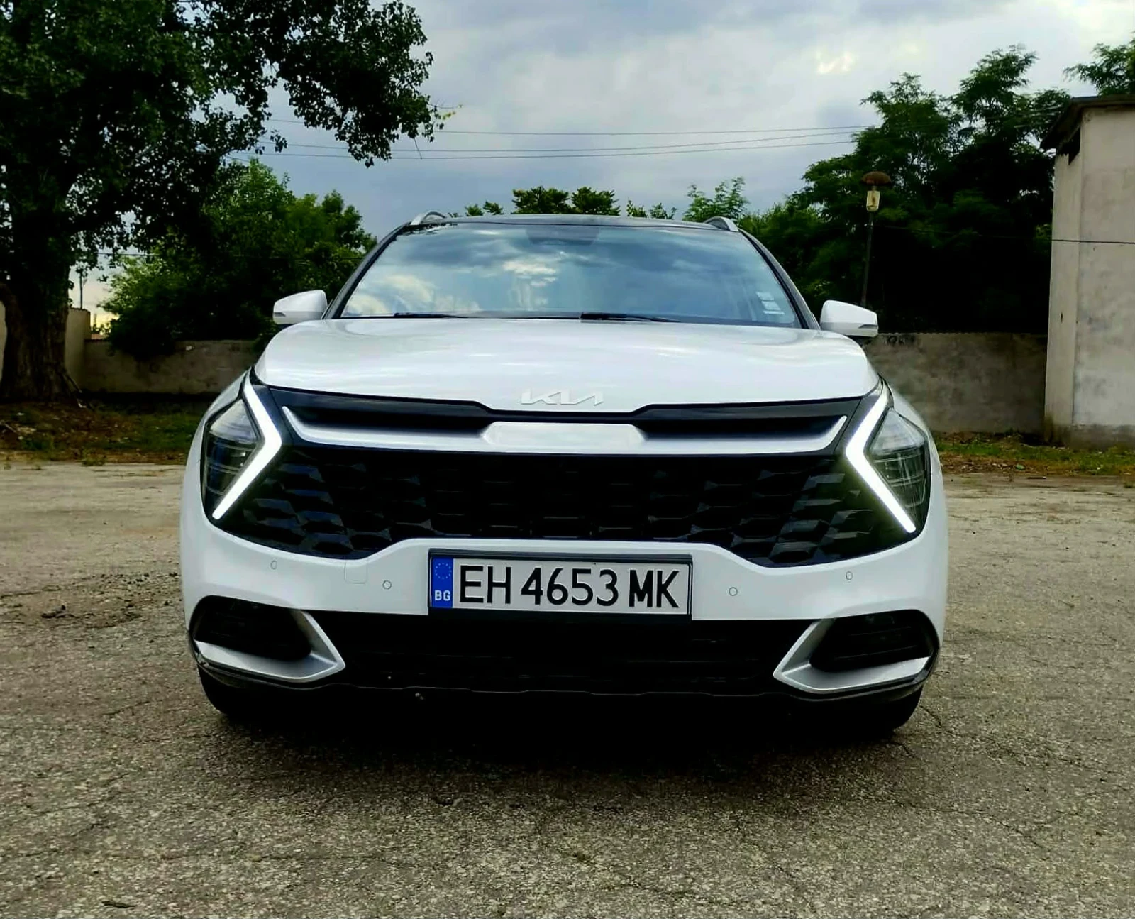 Kia Sportage, снимка 2 - Автомобили и джипове - 52920344