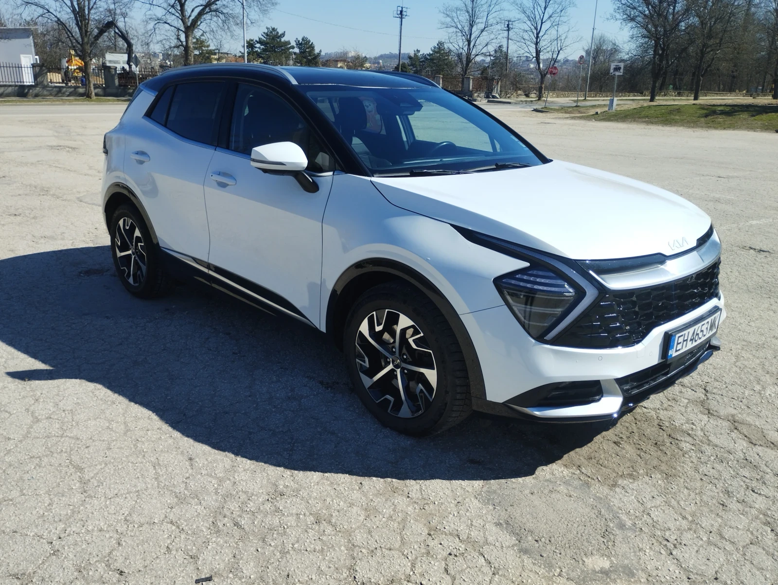 Kia Sportage АВТОМАТИК LED+ 360, снимка 3 - Автомобили и джипове - 52920344