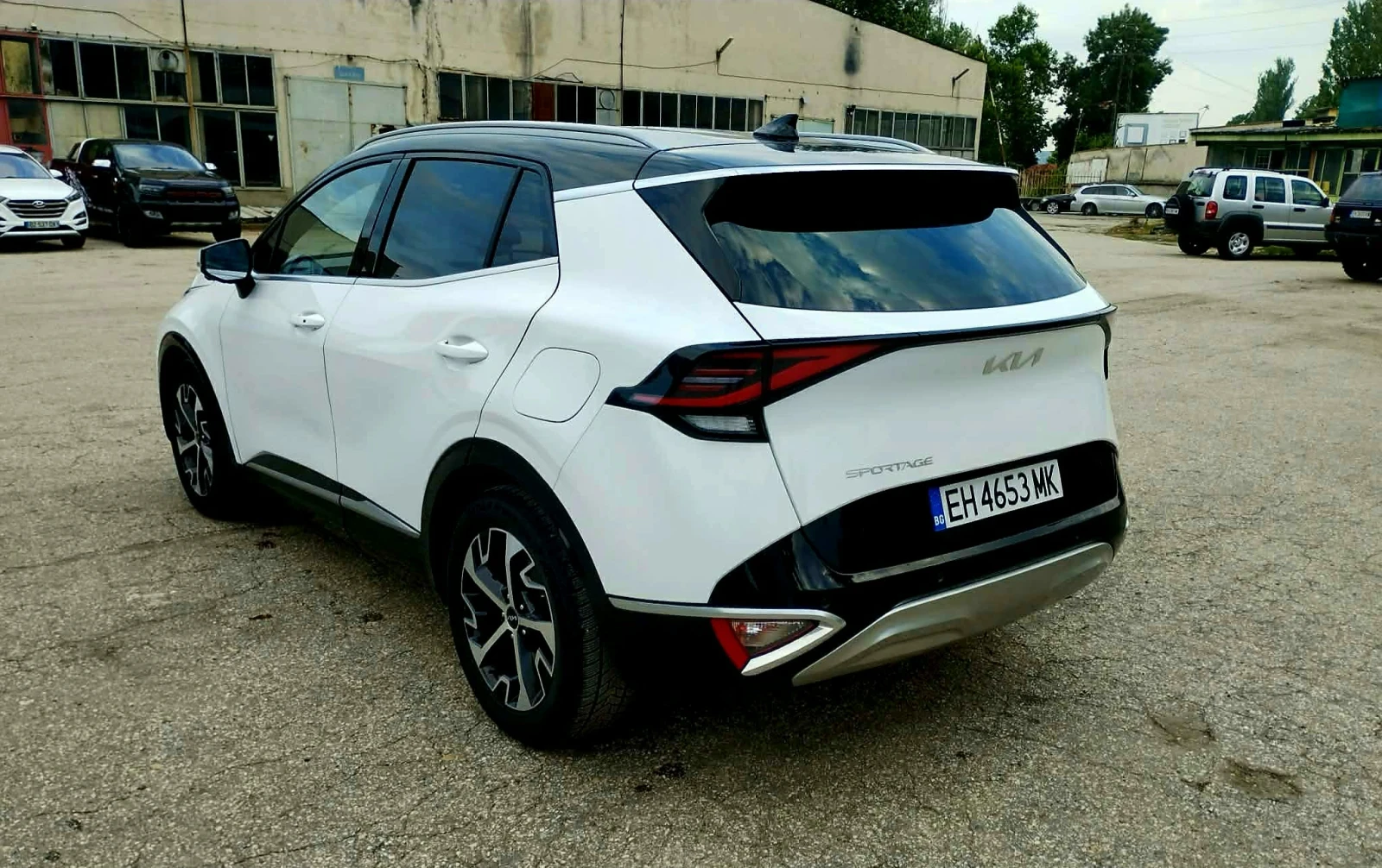 Kia Sportage, снимка 7 - Автомобили и джипове - 52920344
