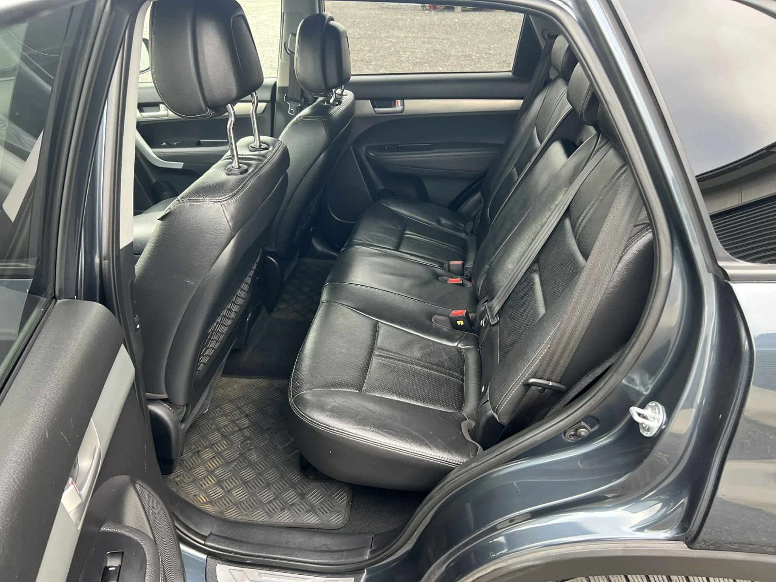 Kia Sorento 2.2CRDI - изображение 8