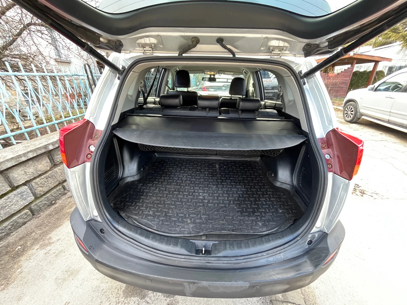 Toyota Rav4 | Mobile.bg � ����������� 17