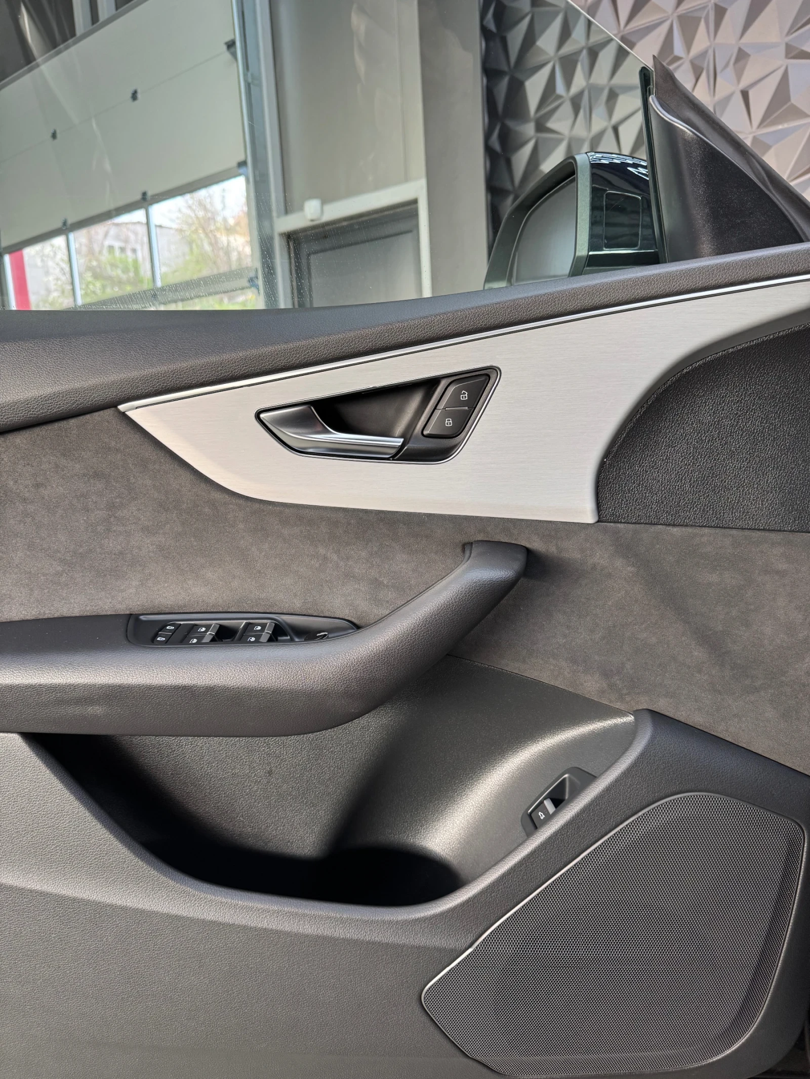 Audi Q8 50 TDI QUATTRO MAXTON * S LINE * �������� *  | Mobile.bg � ����������� 11