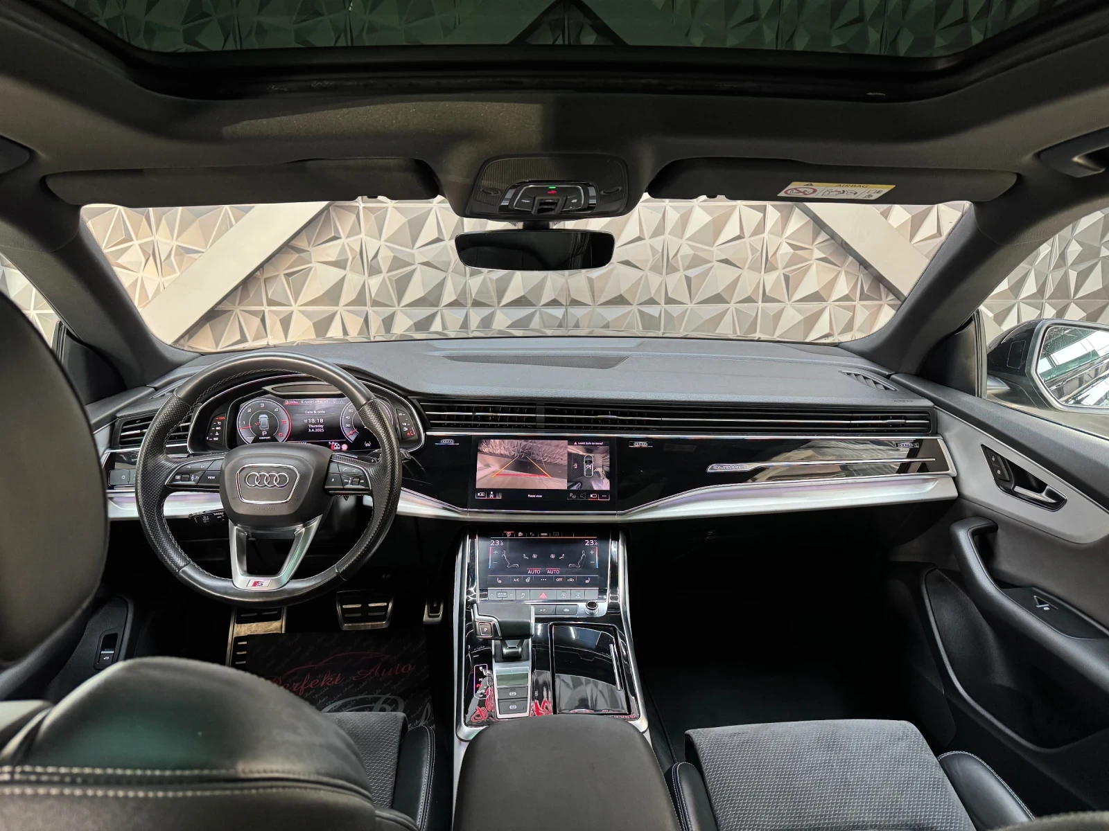 Audi Q8 50 TDI QUATTRO MAXTON * S LINE * ПАНОРАМА *  - изображение 6