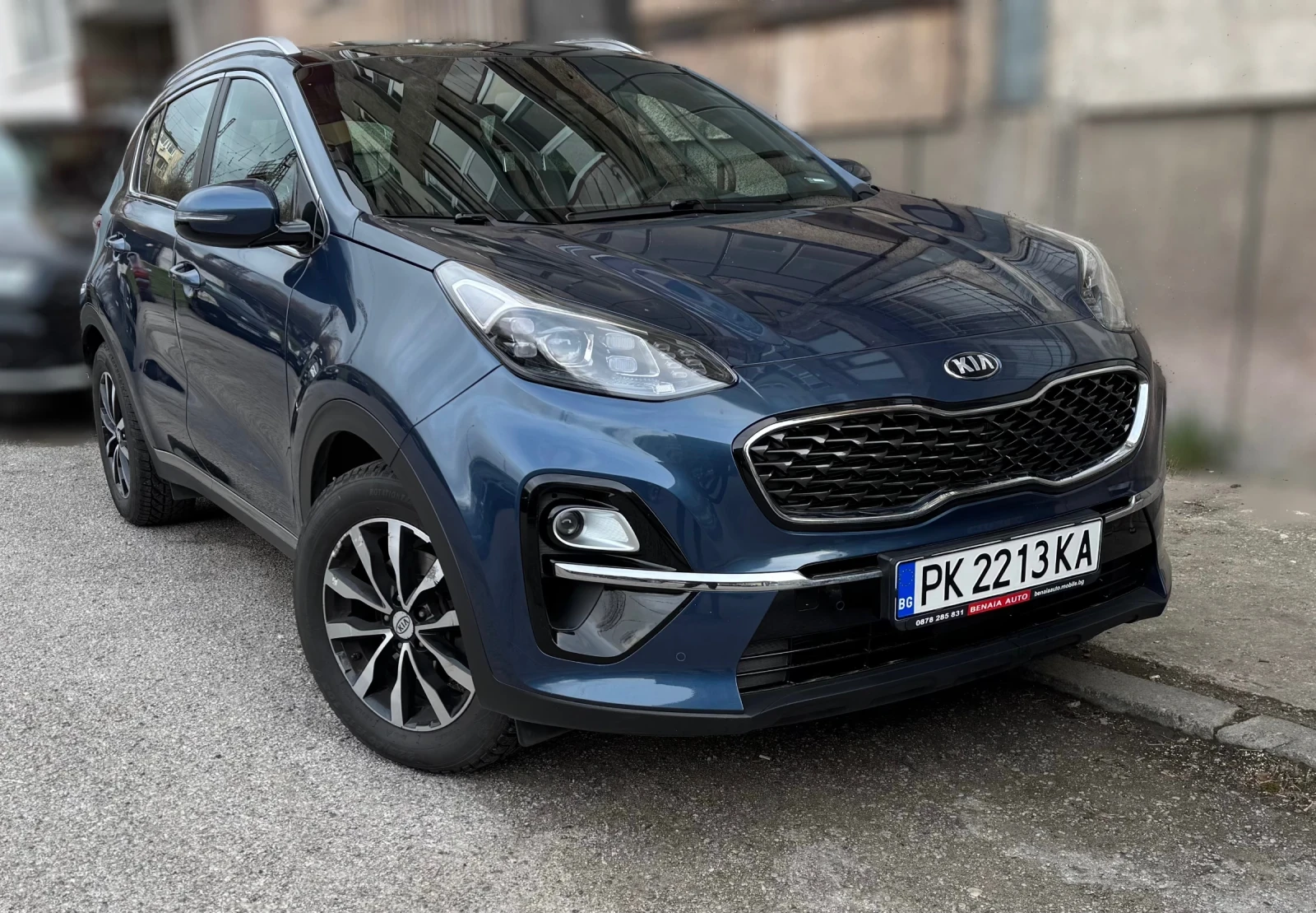 Kia Sportage 1.6 CRDI , снимка 3 - Автомобили и джипове - 54229772