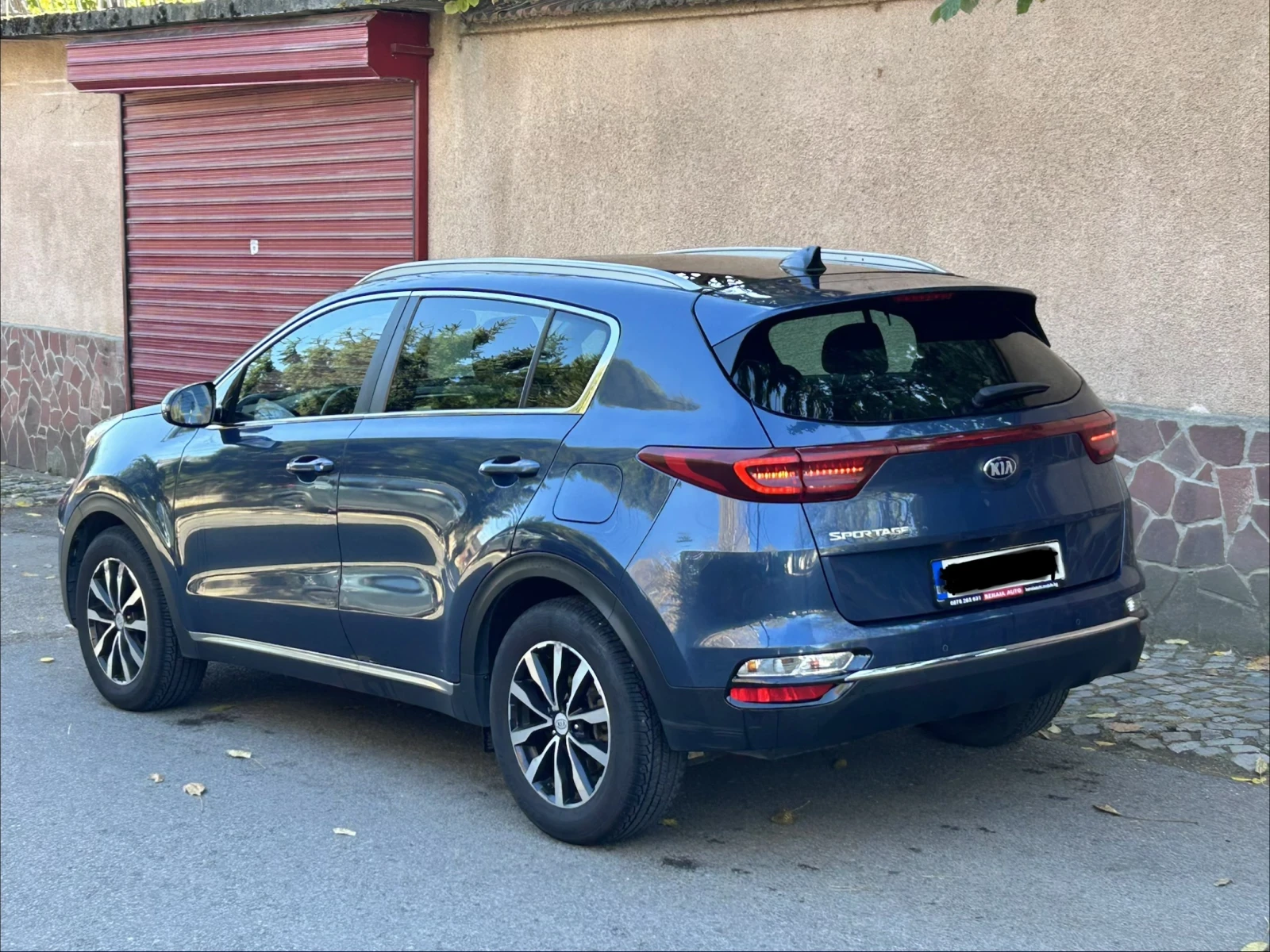 Kia Sportage 1.6 CRDI , снимка 3 - Автомобили и джипове - 56584118