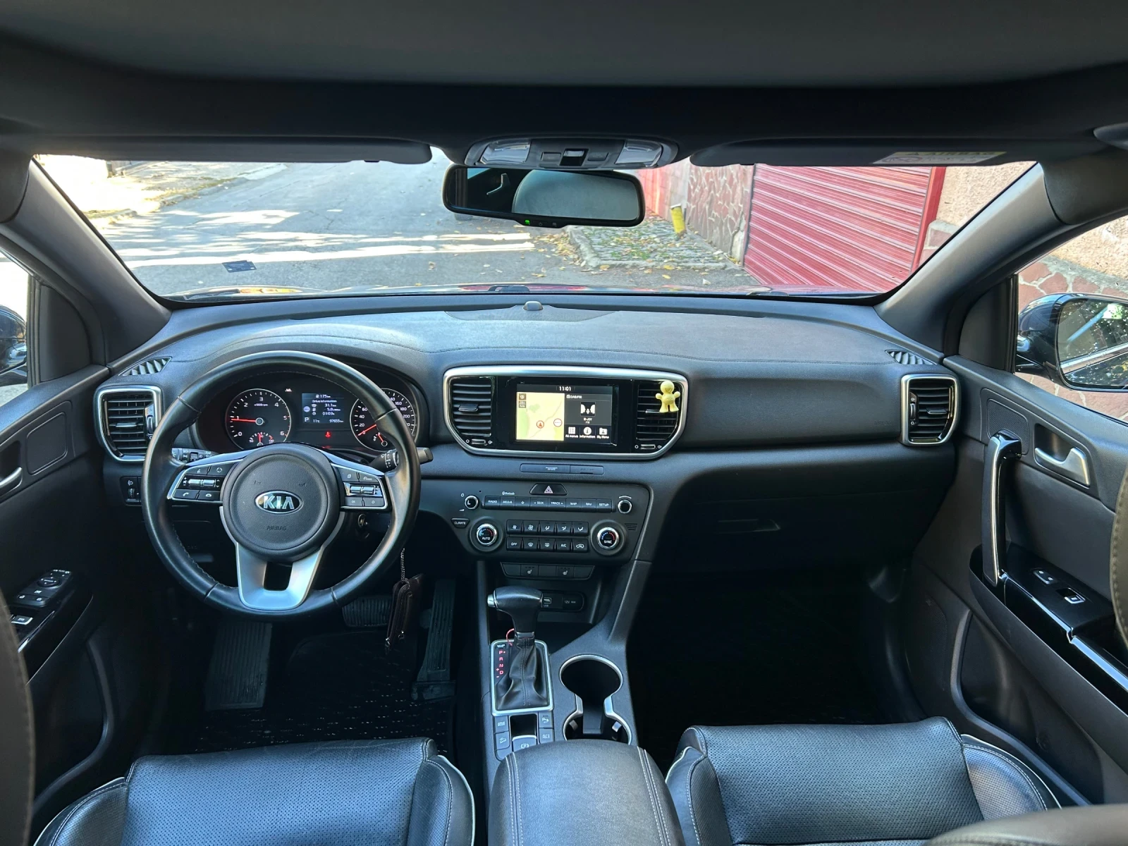 Kia Sportage 1.6 CRDI , снимка 8 - Автомобили и джипове - 56584118