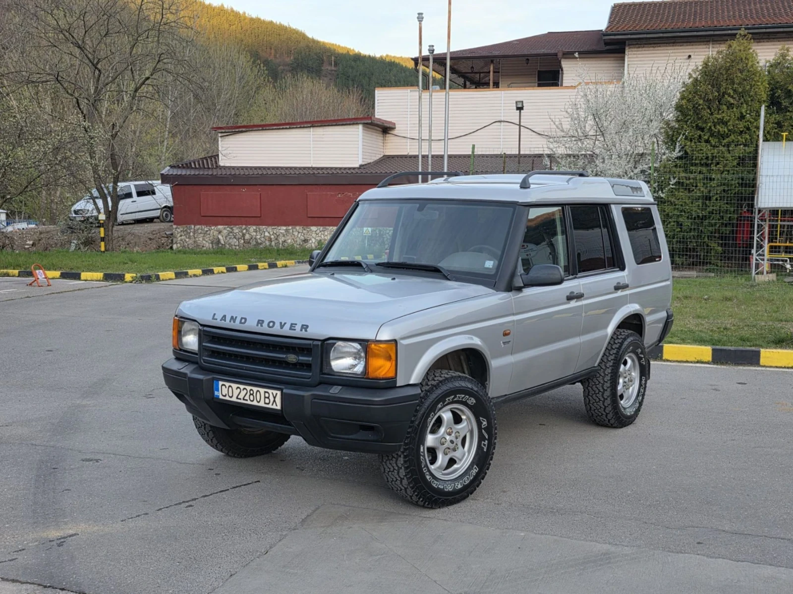 Land Rover Discovery 2.5 td5, снимка 8 - Автомобили и джипове - 54380342
