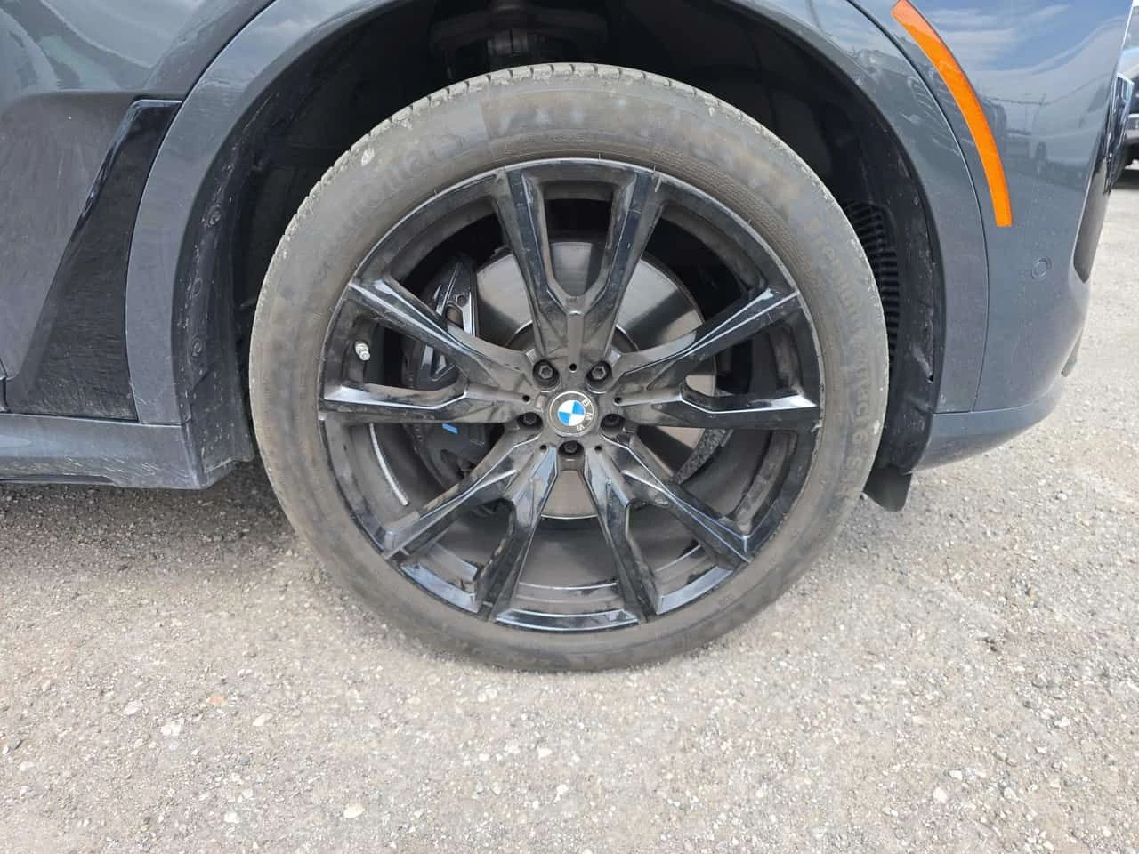 BMW X7 xDrive40i| HUD| 360| 2 �����| 2 ����� ���� � ����� | Mobile.bg � ����������� 7